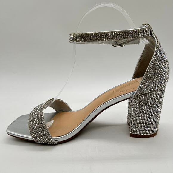 Womens Sandals 8W Wide Silver Rhinestones Open Toe‎ Block Heel C Comfort Brand - Picture 2 of 13
